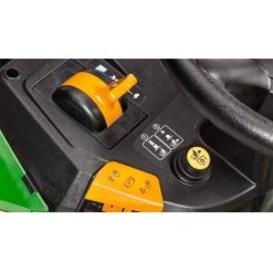 John Deere X117R 7 John Deere X117R -Garden Tools Shop John Deere X117R 2